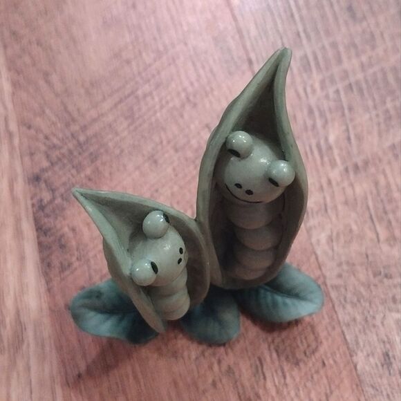 Enesco Home Grown Collection Figure Two Peas in a Pod 2006 Seagull Decor Co. - Picture 4 of 10